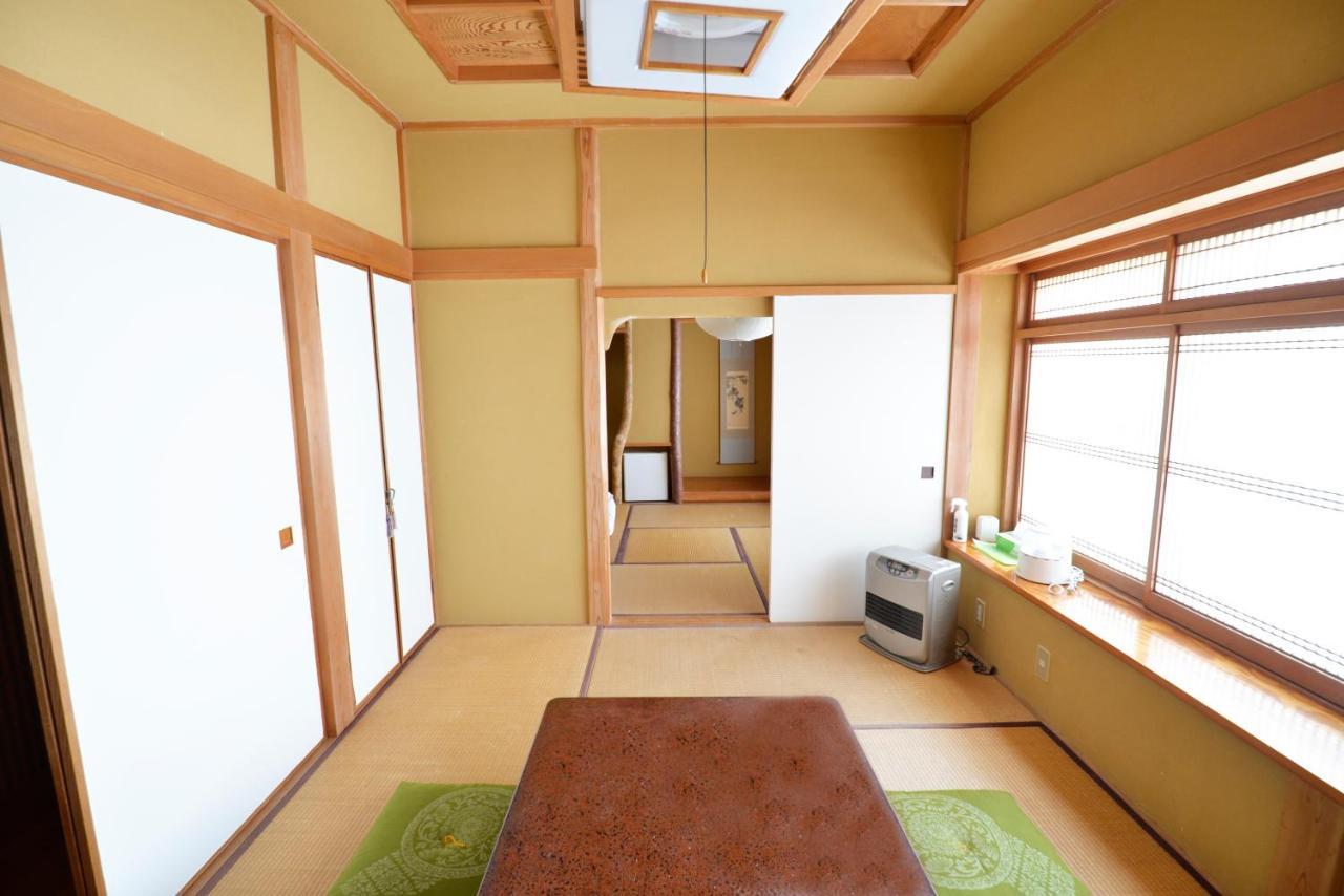 Fwa Guest House Фудзиномия Экстерьер фото