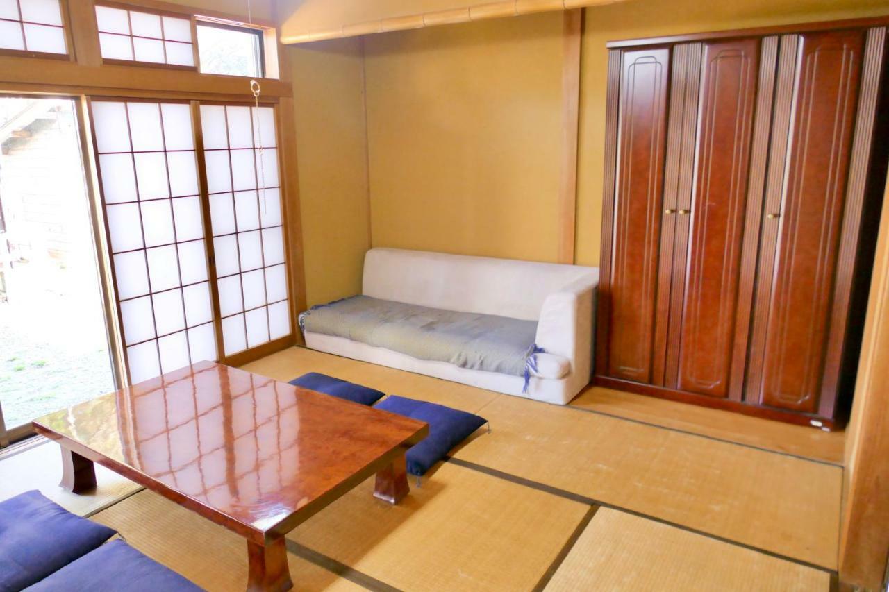 Fwa Guest House Фудзиномия Экстерьер фото